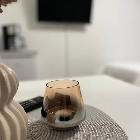 33 Apartment